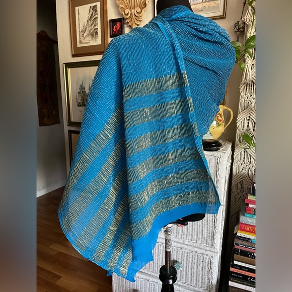 Crinckled chiffon wrap - Picture 5 of 11